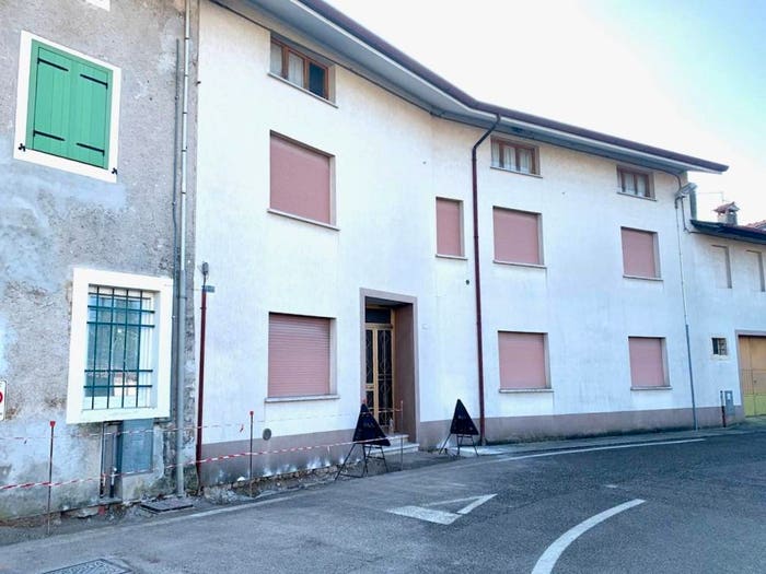 Casa con 6 locali in vendita in Carpacco, Dignano