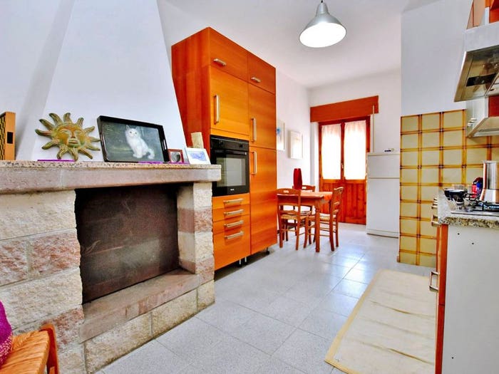 Casa con 6 locali in vendita in Via Alessandro Manzoni, Santa Maria Coghinas