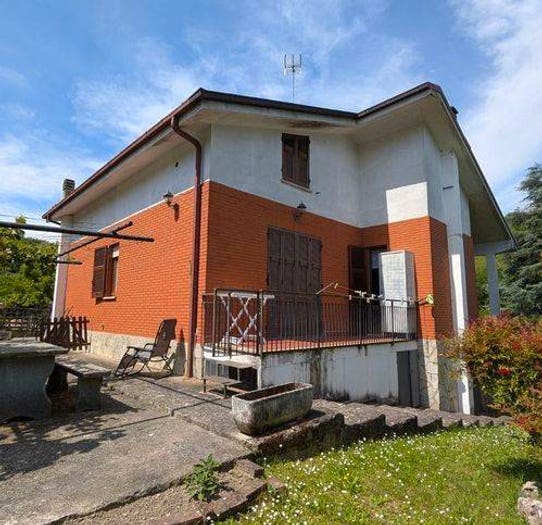Casa con 6 locali in vendita in Località Cheirasca, Cheirasca, Gavi