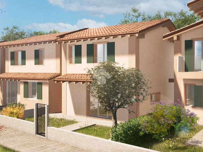 Casa quadrilocale in vendita in Via Barni, Centro, Dovera
