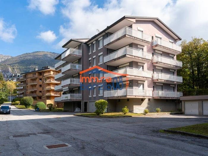 Appartamento trilocale in vendita in Barzio