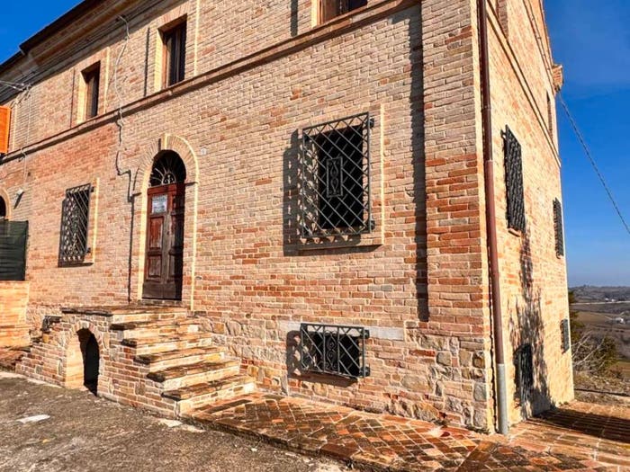Casa con 6 locali in vendita in Contreda commenda, Servigliano
