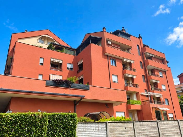Appartamento bilocale in vendita in Viale Pietro Toselli, Piscina, Legnano