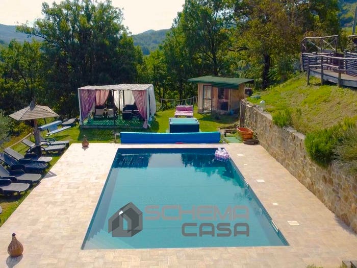 Casa con 6 locali in vendita in Frazione Santa Margherita, Gubbio