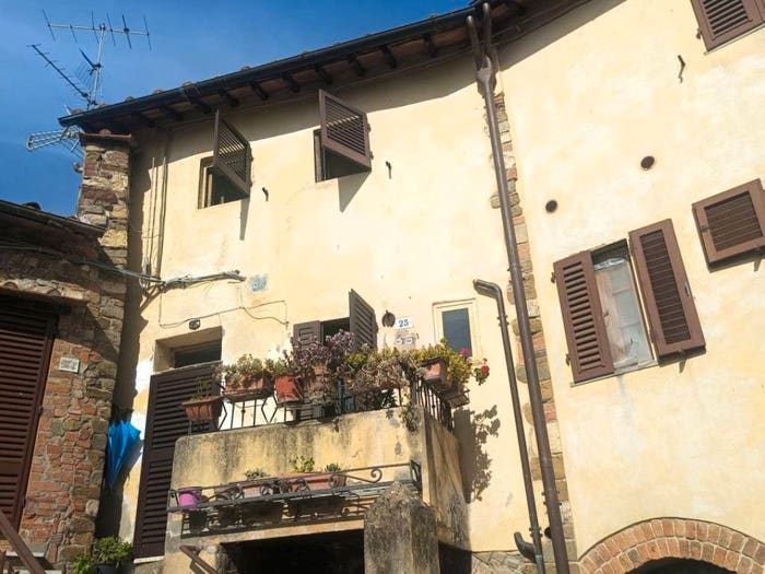 Casa trilocale in vendita in Strada Comunale di San Leonino, Bucine
