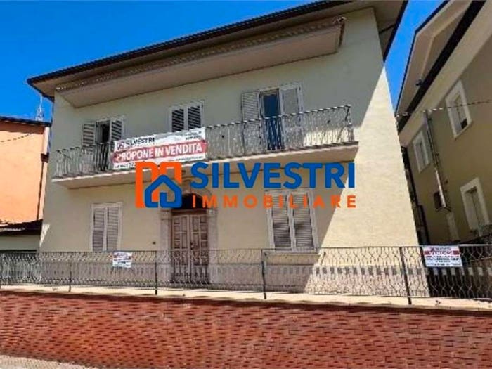 Casa con 5 locali in vendita in Via Ripagallo, Ponte