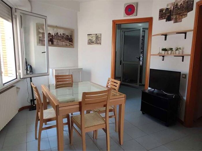 Appartamento trilocale in vendita in Via Brecce Bianche, Brecce Bianche, Ancona