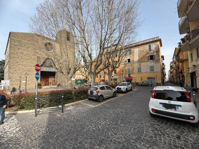 Appartamento bilocale in vendita in Via delle Fratte, Frascati