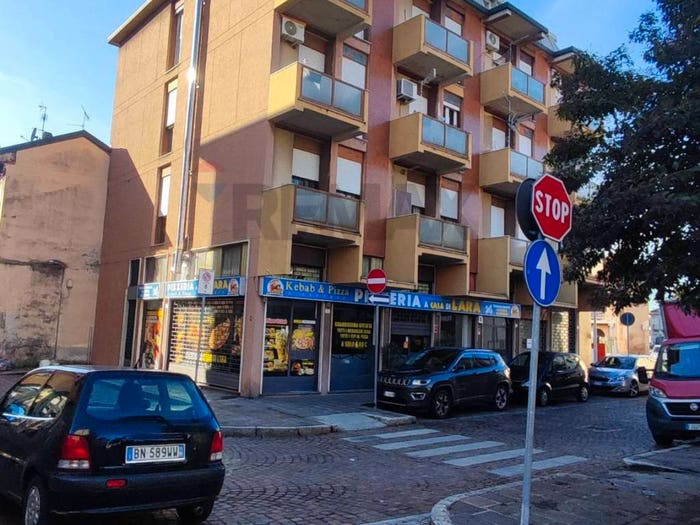 Appartamento trilocale in vendita in VIA NOVARA, Borsano, Busto Arsizio