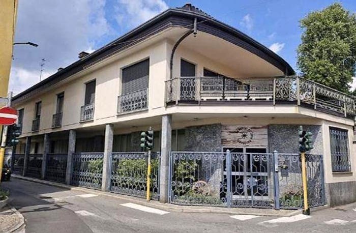 Appartamento quadrilocale in vendita in Via Sant'antonio, Centro, Castano Primo