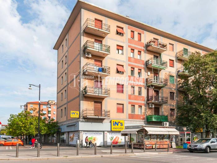 Appartamento quadrilocale in vendita in Via Fratelli Antona Traversi, Vialba, Milano