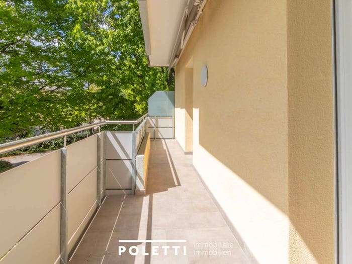 Appartamento trilocale in vendita in Via Gioacchino Rossini, Centro, Merano