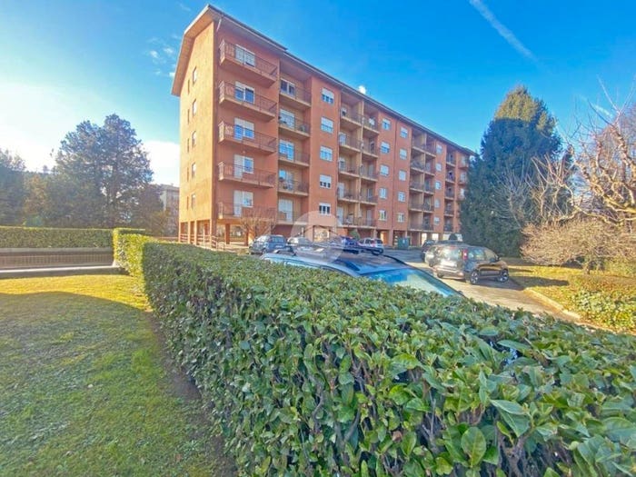 Appartamento con 5 locali in vendita in Via Luigi Einaudi, Tabona Borgo Nuovo, Pinerolo