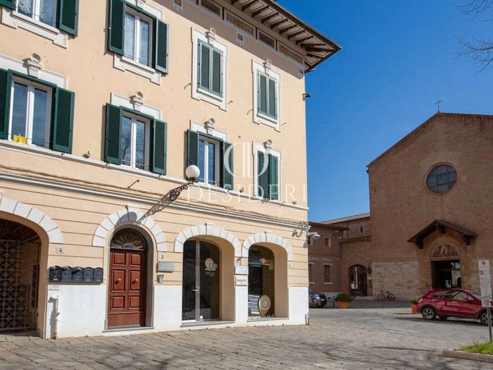 Casa con 6 locali in vendita in Piazza dell'Indipendenza, Centro Storico, Grosseto