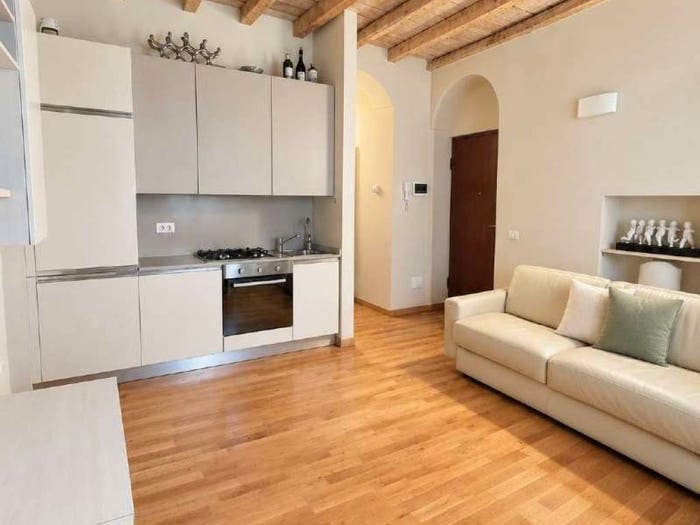 Appartamento bilocale in vendita in via CICCO SIMONETTA, Corso Genova, Milano