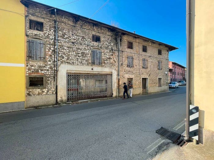 Casa con 6 locali in vendita in Via della Statua, Zuglianoterenzanocargnacco, Pozzuolo del Friuli