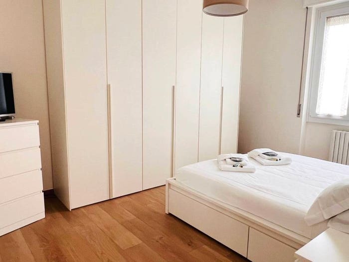 Appartamento bilocale in vendita in Via Ambrogio Portaluppi, Barona, Milano