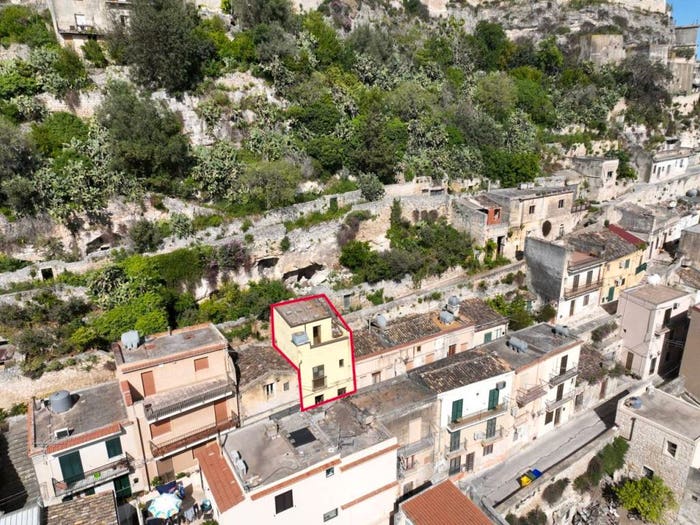 Casa trilocale in vendita in Via San Filippo, Modica Alta, Modica