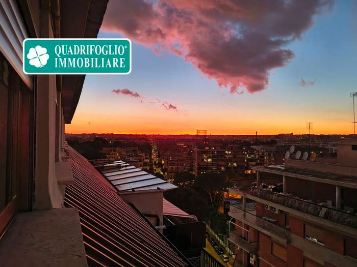 Appartamento trilocale in vendita in Via Padre Semeria, Garbatella, Roma
