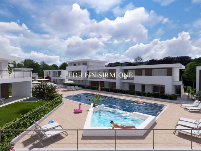 Appartamento quadrilocale in vendita in Via delle Residenze, Desenzano Centro, Desenzano del Garda