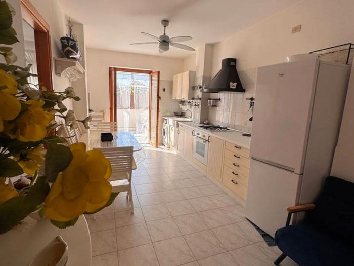 Appartamento trilocale in vendita in via Torre, Marina Di Casal Velino, Casal Velino