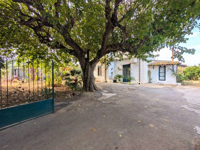 Casa con 6 locali in vendita in Stretto Bartolella, Barcellona Pozzo di Gotto