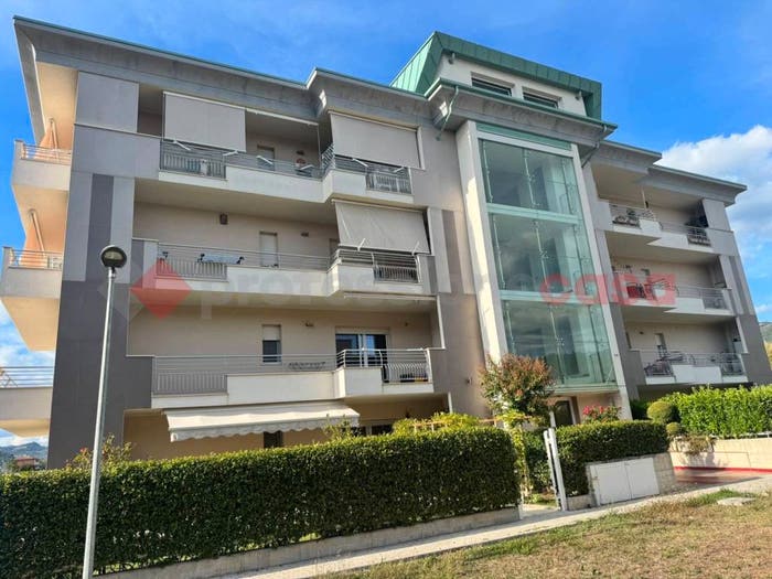 Appartamento trilocale in vendita in Via Corpo Italiano di Liberazione, Isernia