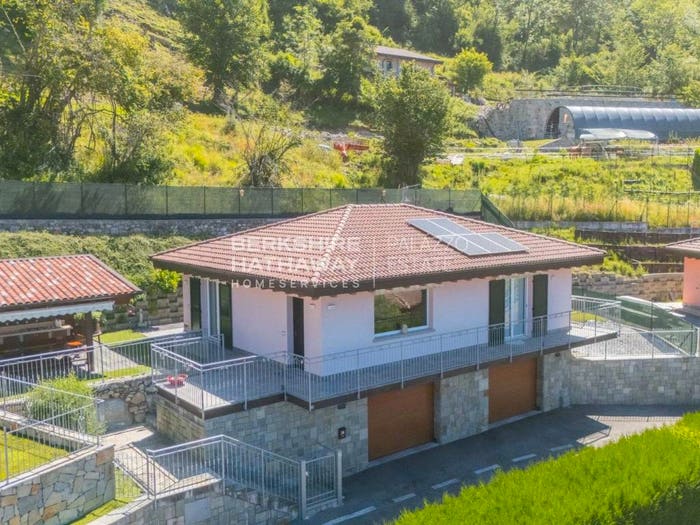 Casa in vendita in Centro, Blessagno