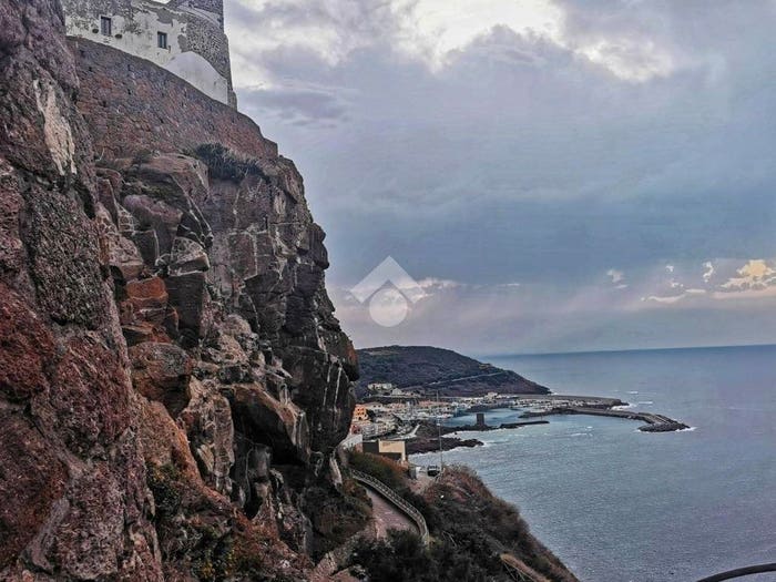 Casa bilocale in vendita in Via Atene, Centro, Castelsardo