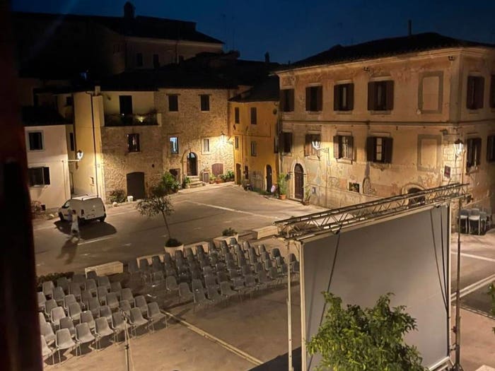 Appartamento quadrilocale in vendita in Piazza Giuseppe Garibaldi, Centro, Fara in Sabina