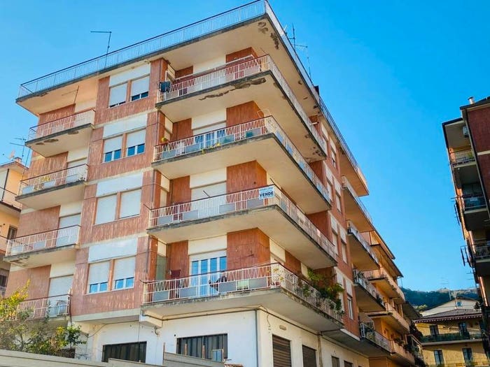 Appartamento trilocale in vendita in Via Enrico Toti, Nicastro Sambiase, Lamezia Terme