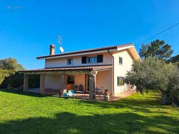 Casa con 6 locali in vendita in Ripatransone