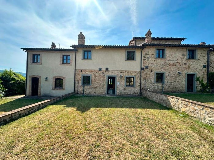 Casa quadrilocale in vendita in Vocabolo Pettinara, Città di Castello