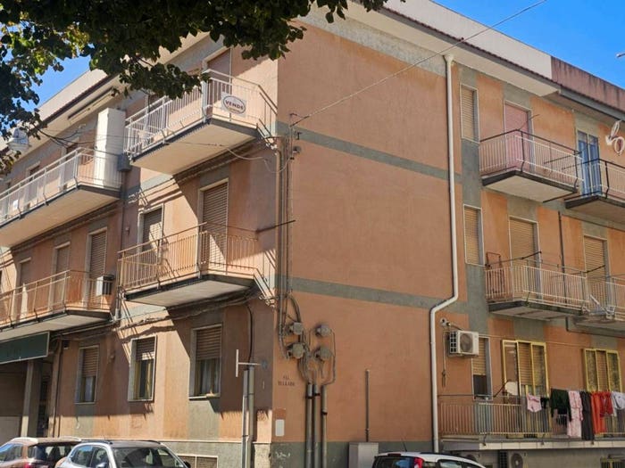 Appartamento con 5 locali in vendita in Via Cristoforo Colombo, Centro, Scicli