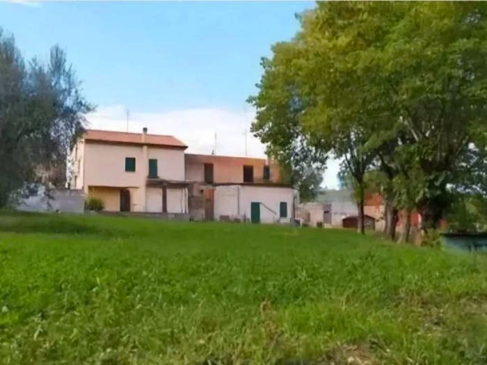 Casa con 6 locali in vendita in Via Brenta, Castelvecchio, Monte Porzio