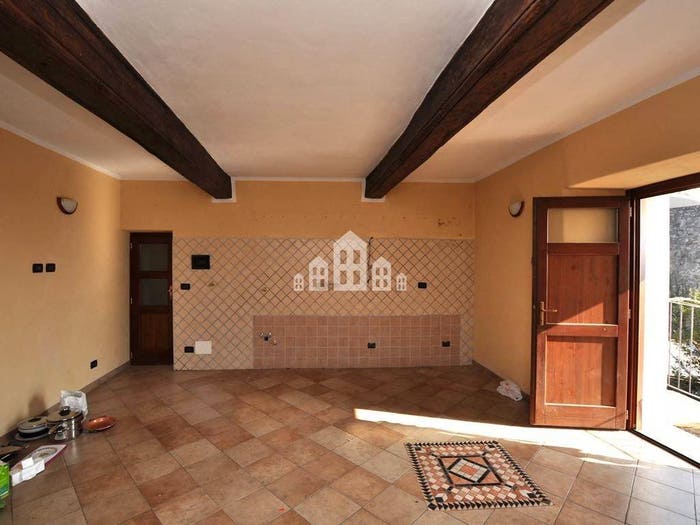Casa con 5 locali in vendita in Località Moriane Inferiore, Centro, Cuorgnè
