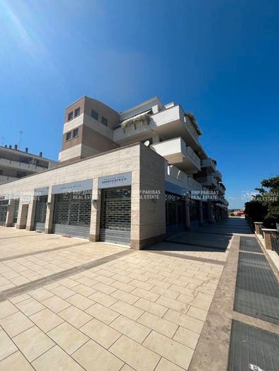 Appartamento trilocale in vendita in Via Enrico Bassano, La Storta, Roma