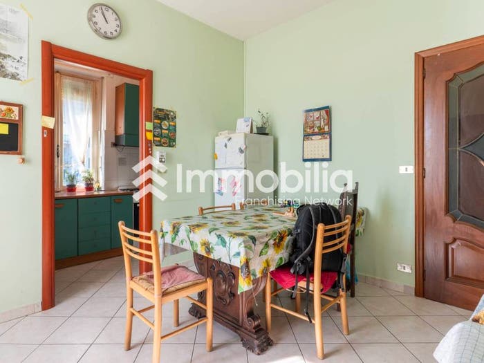 Appartamento con 5 locali in vendita in via don custico, Centro, Grugliasco