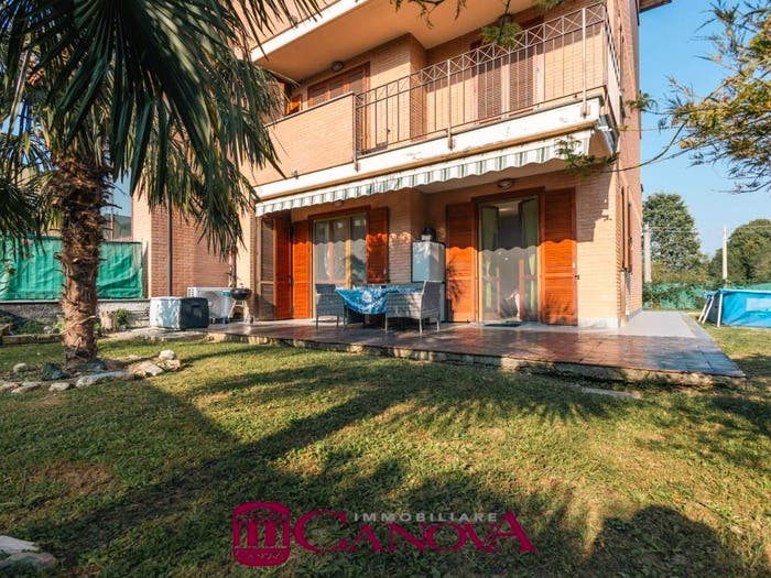 Appartamento trilocale in vendita in Cermenate
