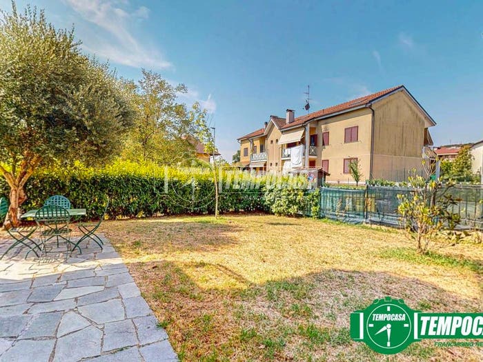 Appartamento bilocale in vendita in Via degli Alpini, Centro, Cassine