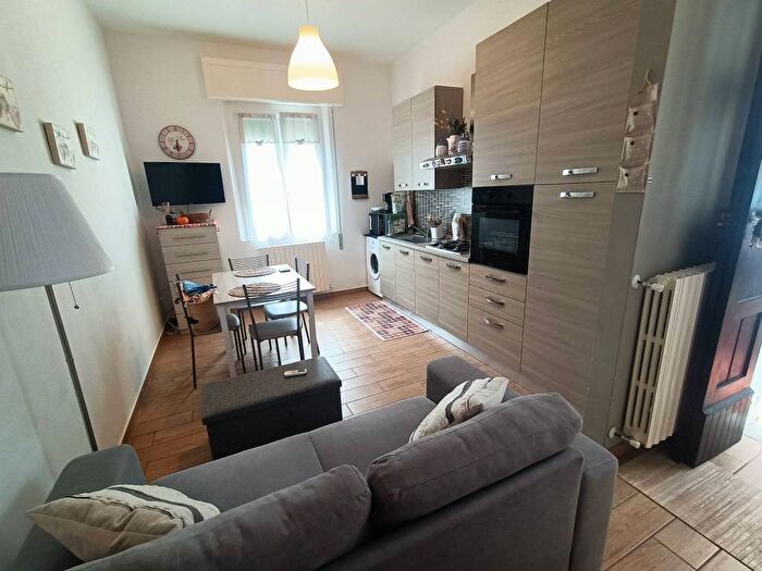 Appartamento trilocale in vendita in Viale Trento snc, Mare, Pesaro