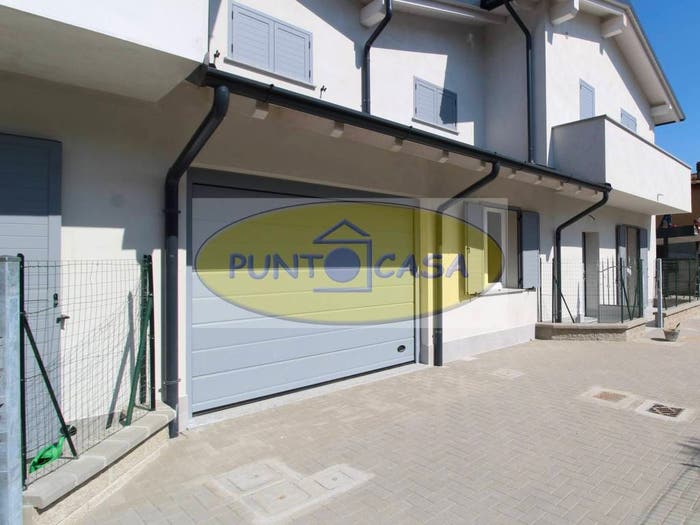 Casa trilocale in vendita in Piazza Mercato, Centro, Borghetto Lodigiano