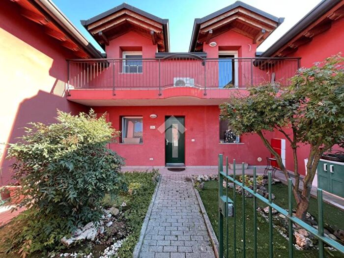 Casa trilocale in vendita in Via Zilli, Martignacco