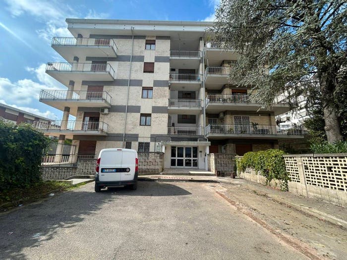 Appartamento bilocale in affitto in Via Francesco Cilea, Stadio Città, Cosenza