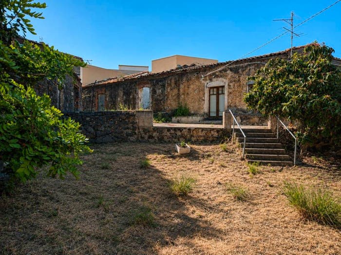 Casa con 6 locali in vendita in Via della Libertà, Centro, Misterbianco