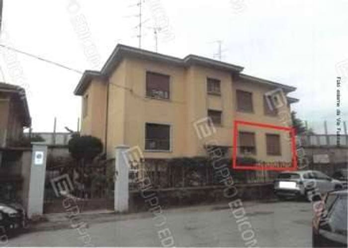 Appartamento trilocale in vendita in Via Arnaldo Fusinato, Cedrate, Gallarate