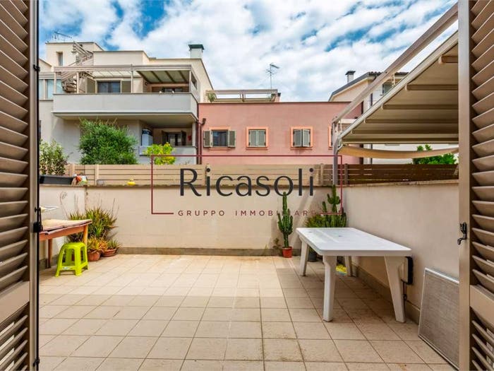 Appartamento con 6 locali in vendita in via Cocchella, Coteto, Livorno