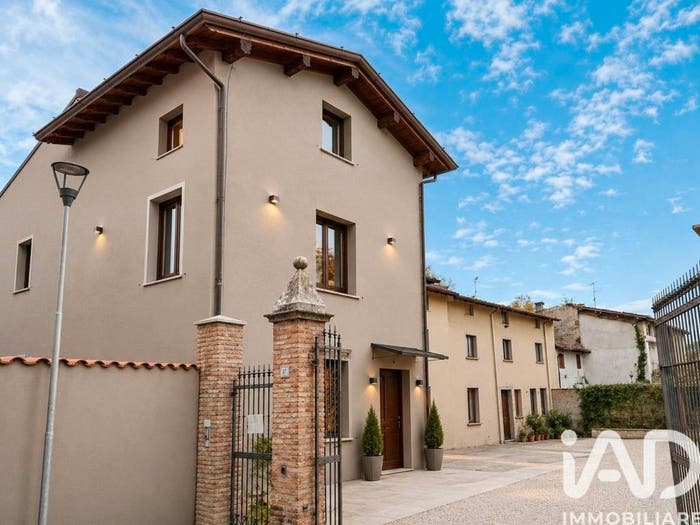 Casa con 6 locali in vendita in Via Morandi, Lonato, Lonato del Garda