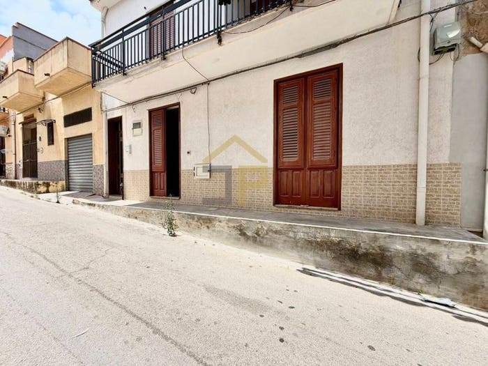 Casa con 5 locali in vendita in Via Alcide De Gasperi, Balestrate Foce, Balestrate