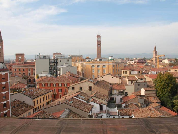 Appartamento quadrilocale in vendita in Centro Storico, Forlì
